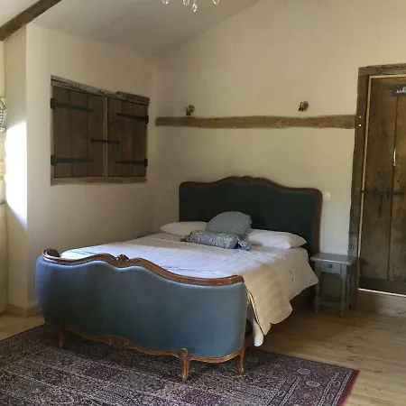 Alojamento de Acomodação e Pequeno-almoço Chez Gendarme Chambres D'hotes *